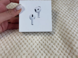 AirPods 4 Active Noise Cancellation Noi Sigilate