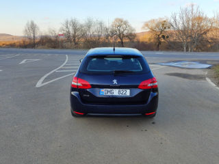 Peugeot 308 foto 4