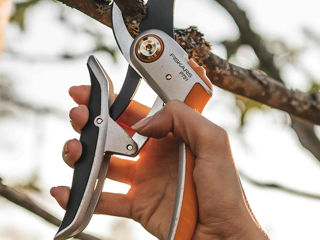 Секатор садовый плоскостной Fiskars P751 foto 2