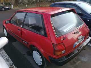 Toyota Starlet foto 3