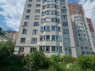 Apartament cu 3 camere, 70 m², Buiucani, Chișinău foto 18