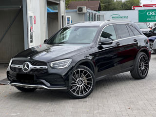 Mercedes GLC foto 1