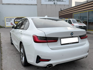 BMW 3 Series foto 4