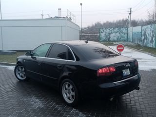 Audi A4 foto 1