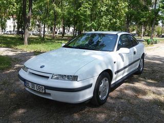 Opel Calibra foto 1