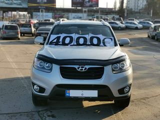 Hyundai Santa FE foto 1