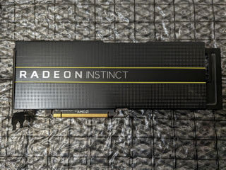 AMD Radeon Instinct MI25 16GB HBM2 foto 1