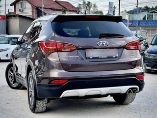 Hyundai Santa FE foto 2