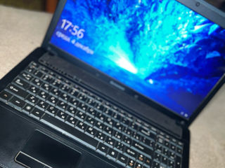 Vind laptop Lenovo G560 foto 2