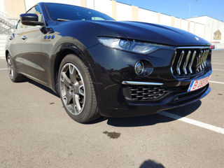 Maserati Levante foto 2