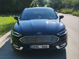 Ford Fusion foto 5