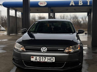 Volkswagen Jetta foto 3