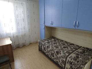 Apartament cu 2 camere, 85 m², Buiucani, Chișinău foto 5