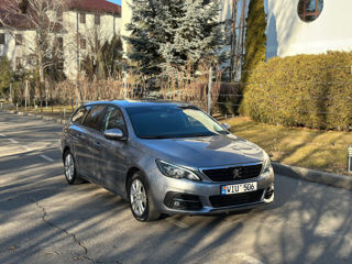 Peugeot 308 foto 2