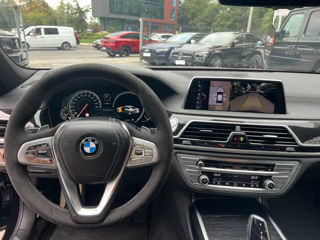 BMW 7 Series foto 10