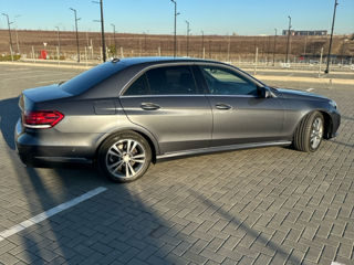 Mercedes E-Class foto 9