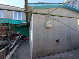 Casă de vânzare în orașul Drochia – zonă liniștită, perfectă pentru o familie! foto 4