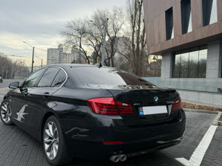 BMW 5 Series foto 6