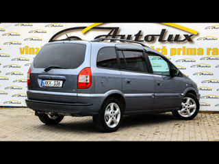 Opel Zafira foto 4