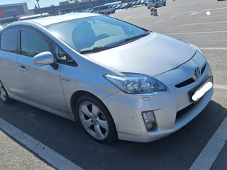 Toyota prius 30 hybrid 2011 piese запчасти