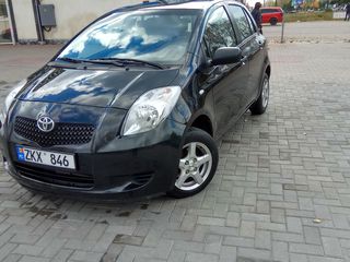 Toyota Yaris foto 6