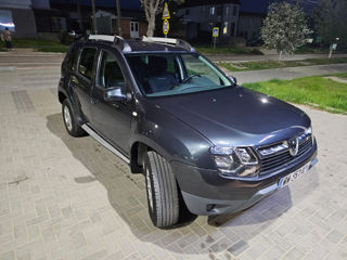 Dacia Duster фото 1
