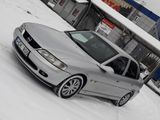 Opel Vectra foto 2