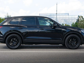 Volkswagen Touareg foto 3