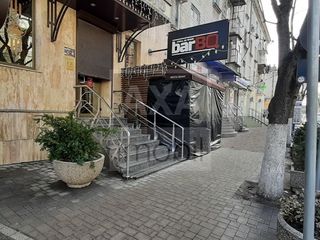 Spațiu comercial cu suprafața de 210 mp, amplasare Ultracentrală foto 1