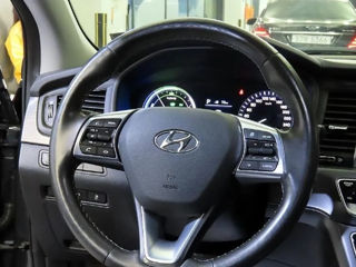 Hyundai Sonata foto 6