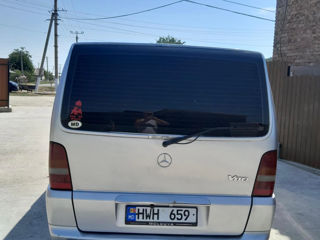 Mercedes Vito foto 2