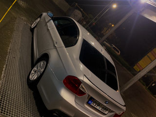 BMW 3 Series foto 5