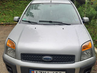 Ford Fusion foto 3