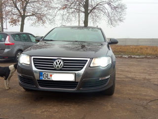 Volkswagen Passat foto 1