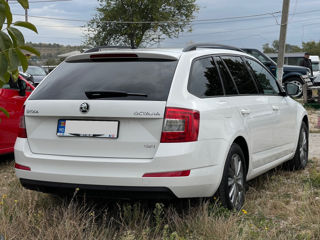 Skoda Octavia foto 3