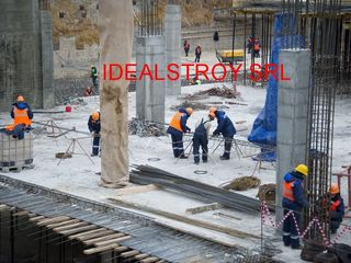 echipă din 6 meşteri .cladca beton foto 8