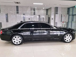 Rolls-Royce Ghost foto 2