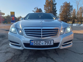 Mercedes E-Class foto 8