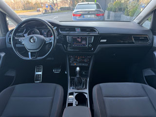 Volkswagen Touran foto 5