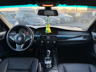 BMW 5 Series foto 11