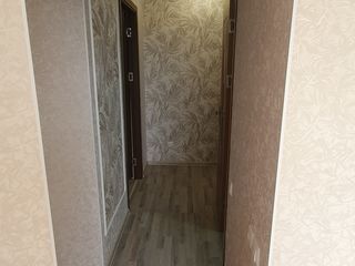 Vind apartament cu 2 otai cu reparatie. foto 8