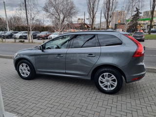 Volvo XC60 foto 8