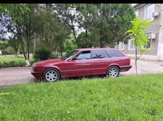 BMW 5 Series Touring foto 10