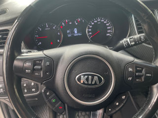 KIA Carens foto 6