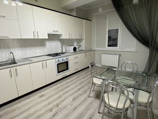 Se ofera în chirie apartament cu 2 dormitoare + living, Centru Lev Tolstoi 74 foto 3