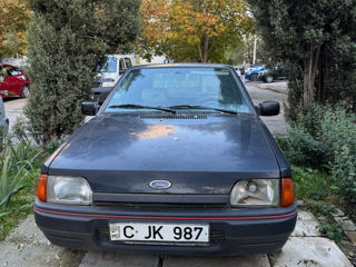 Ford Escort foto 1