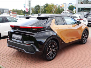 Toyota C-HR foto 4