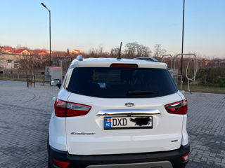 Ford EcoSport foto 3