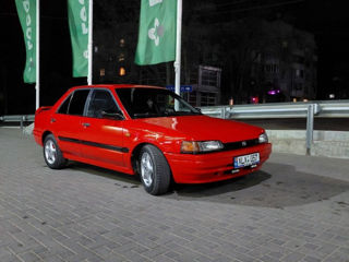 Mazda 323 foto 7