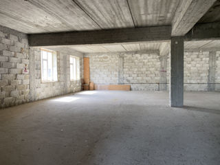 Vînd spațiu pentru producere și depozitare Stauceni 310 m2 + 4 ari de teren!!! foto 9
